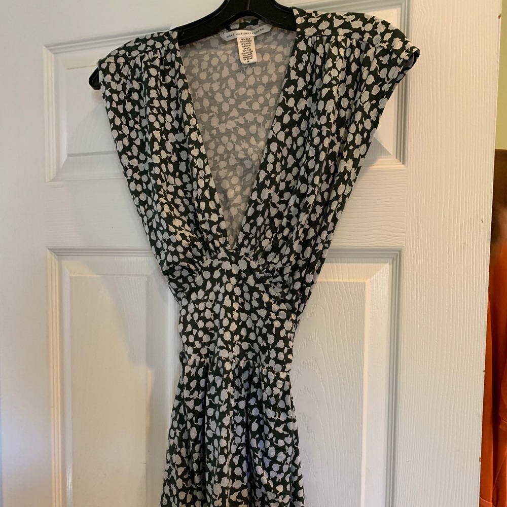 Dvf top